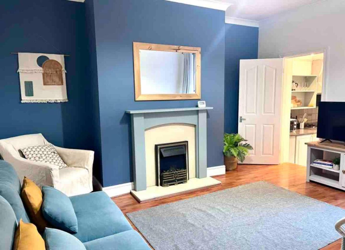 Gorgeous Spacious 2 Bedroom Home 10 Mins To City ゲーツヘッド エクステリア 写真