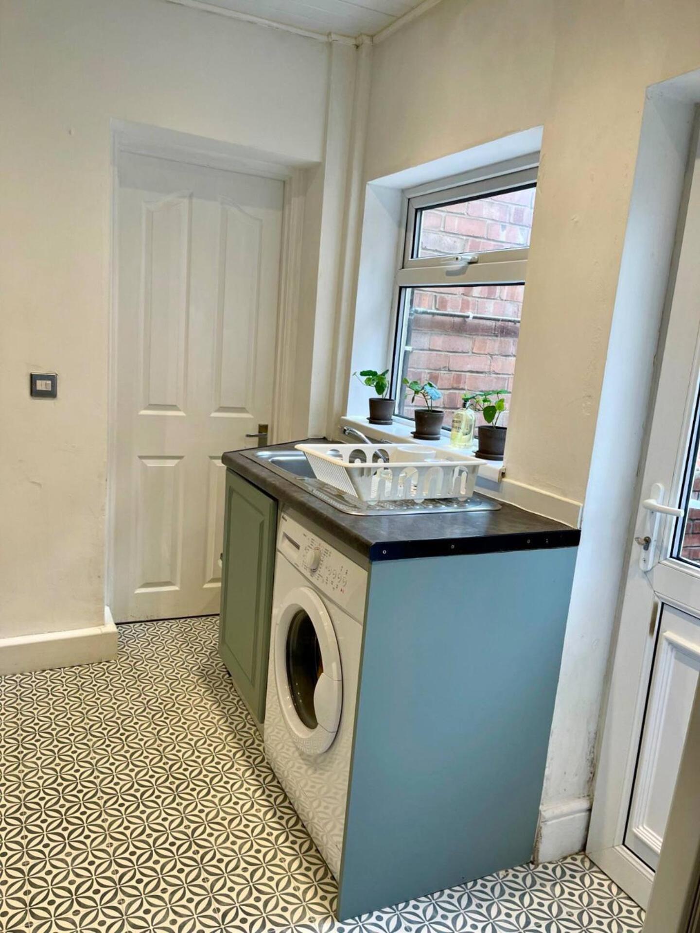 Gorgeous Spacious 2 Bedroom Home 10 Mins To City ゲーツヘッド エクステリア 写真